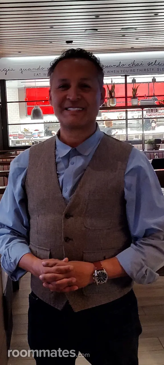 Profile photo 6 of 8