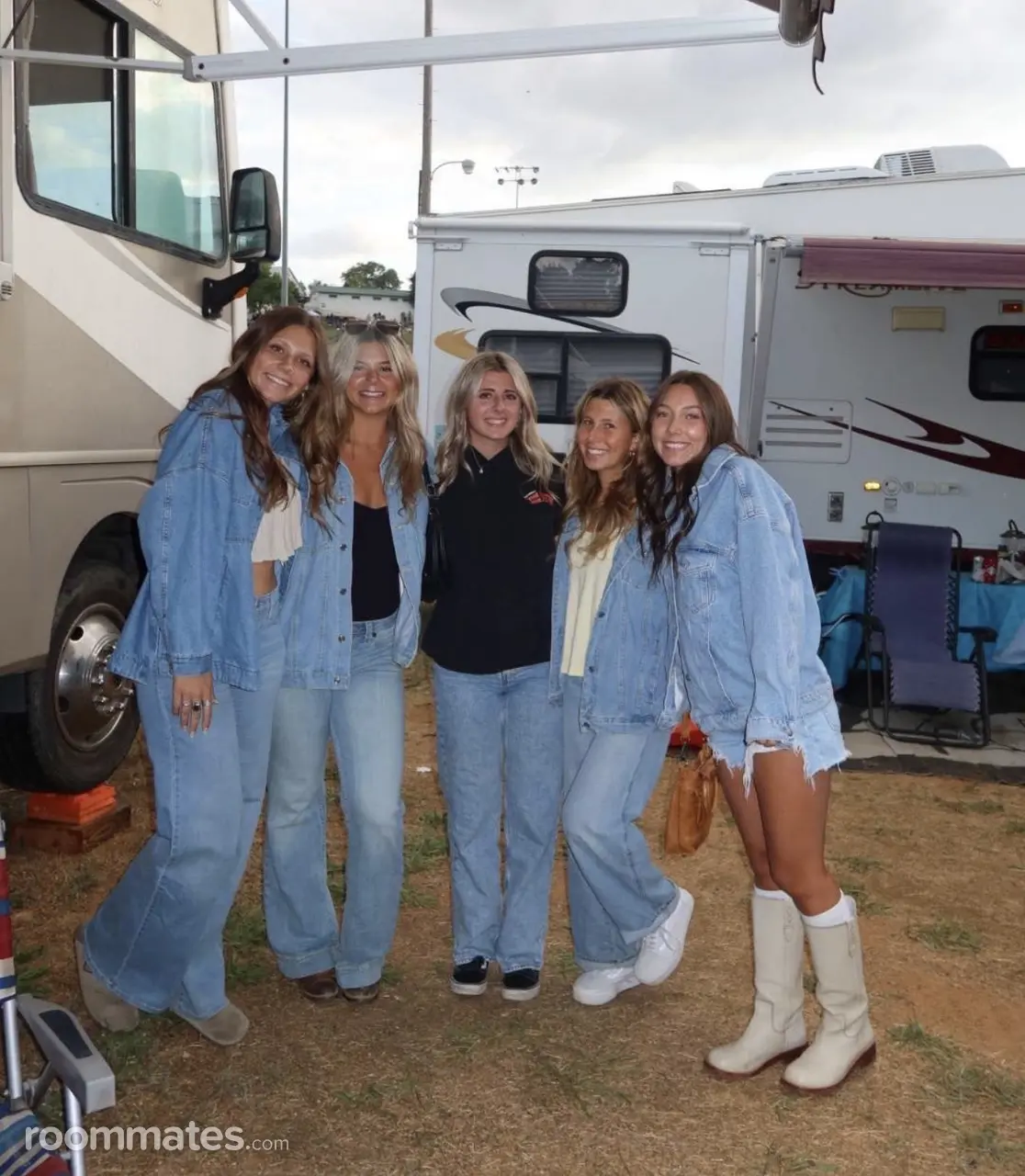 Profile photo 3 of 8