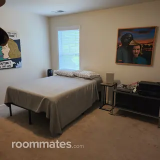 Room for rent in Charlotte, NC $750, house