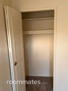 Room for rent in Auburn Hills, MI $640, apartment