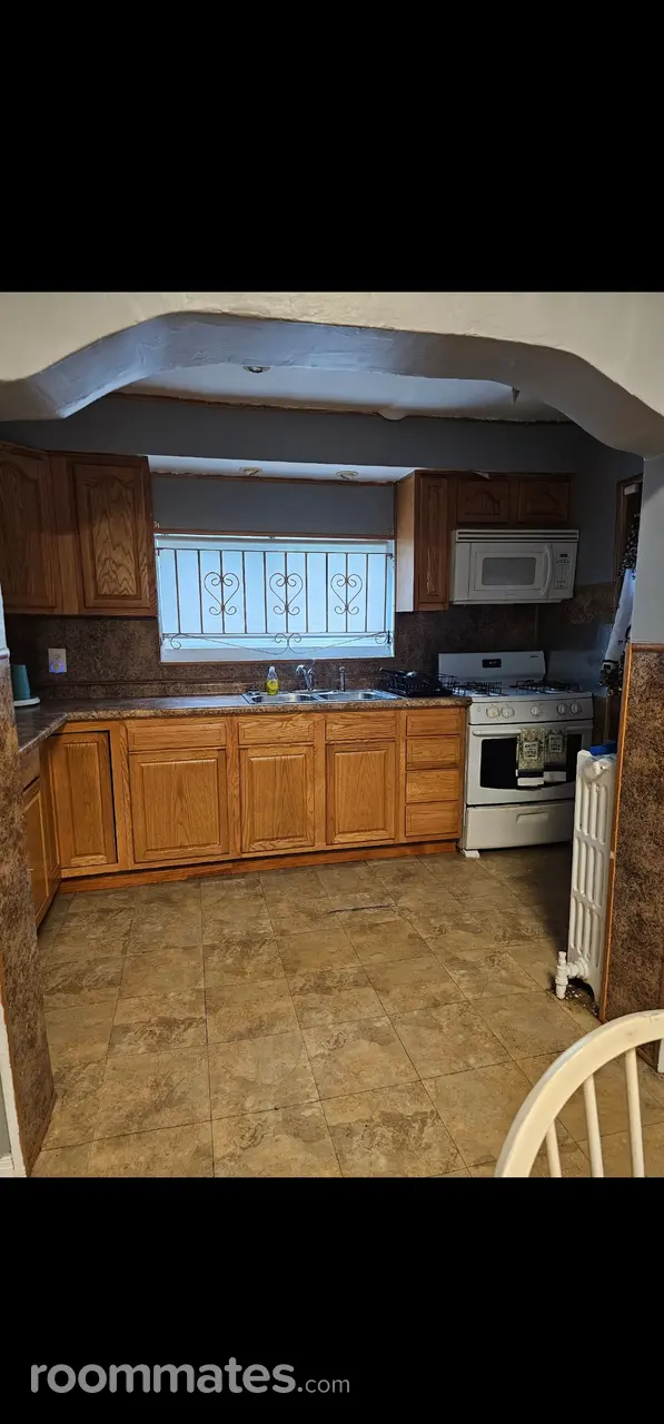 Profile photo 3 of 5