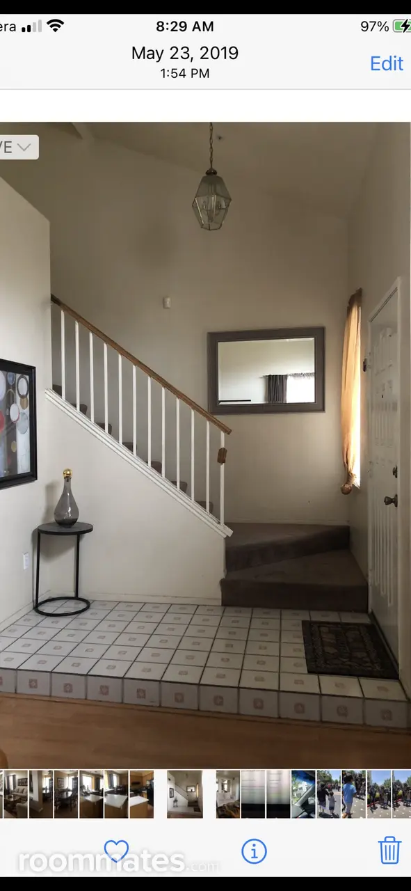 Profile photo 7 of 11