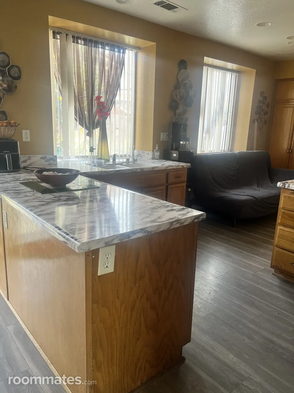 Profile photo 2 of 11