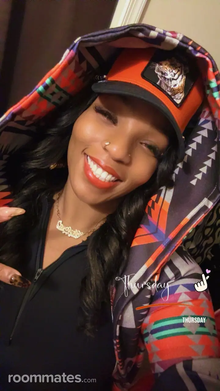 Profile photo 7 of 7