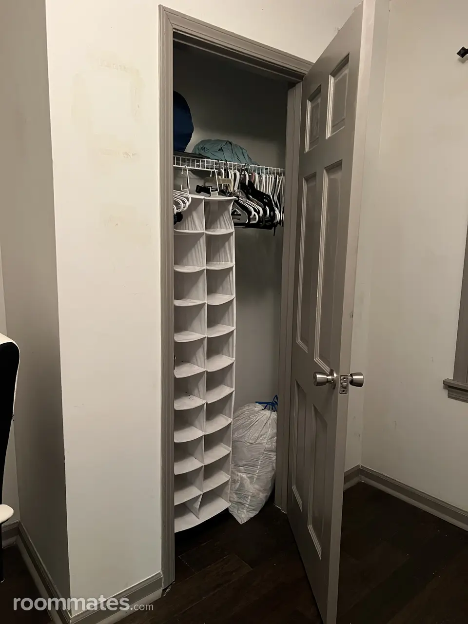 Profile photo 6 of 13