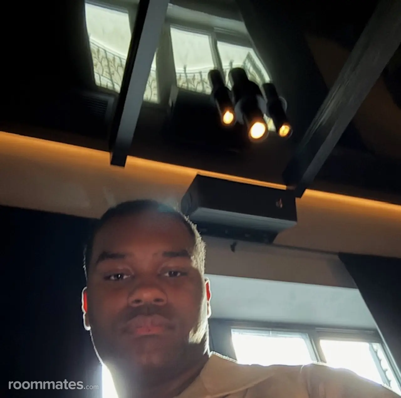 Profile photo 4 of 4