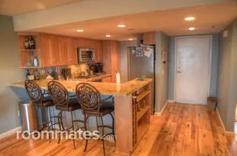 Room for rent in Encinitas, CA $1750, condo