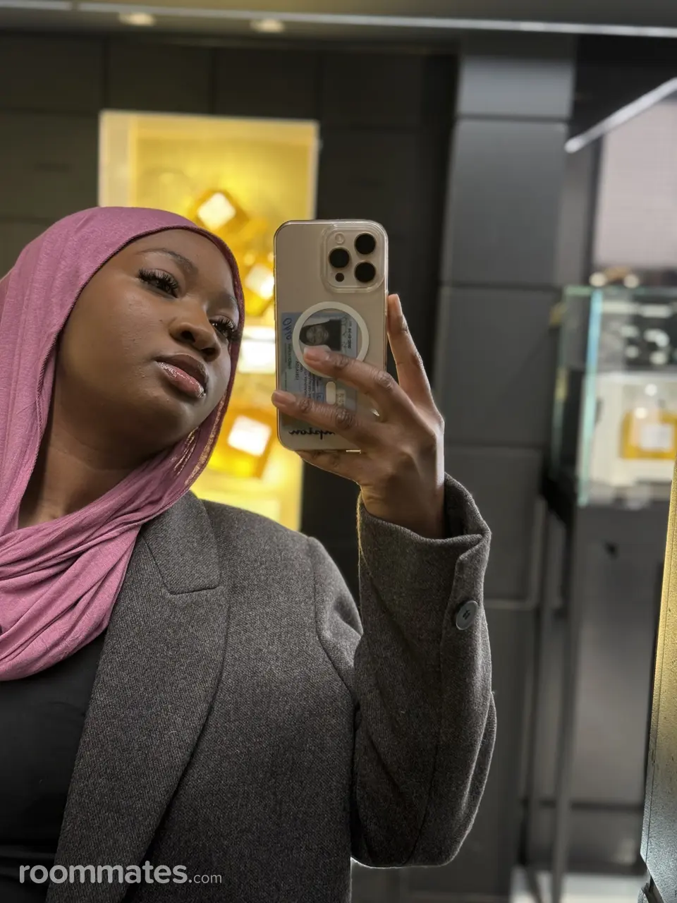 Profile photo 1 of 1