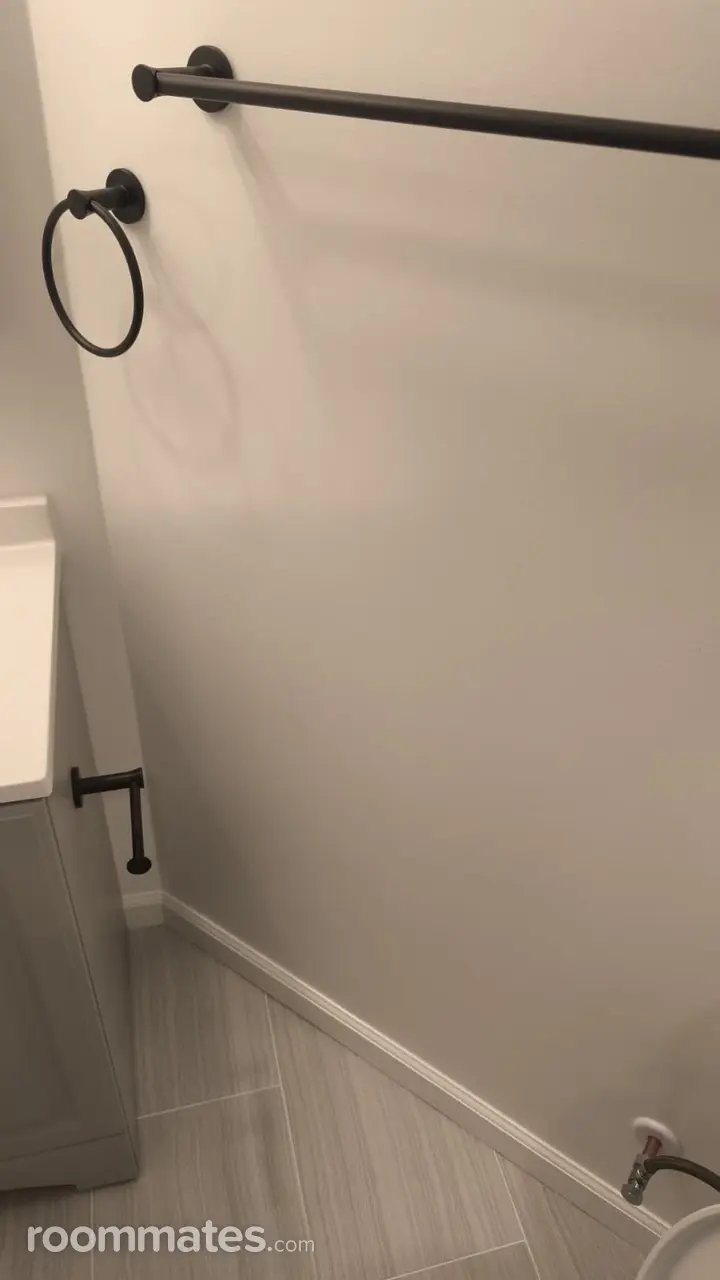 Profile photo 3 of 11