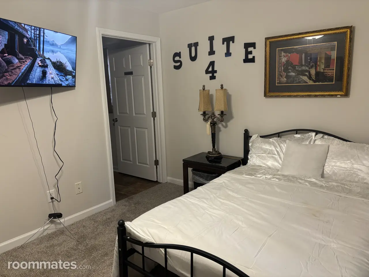 Profile photo 3 of 11