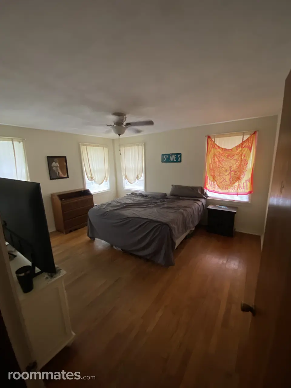 Profile photo 6 of 8