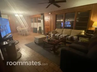 Room for rent in Jacksonville, FL $690, house