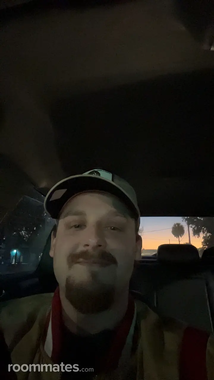 Profile photo 1 of 1