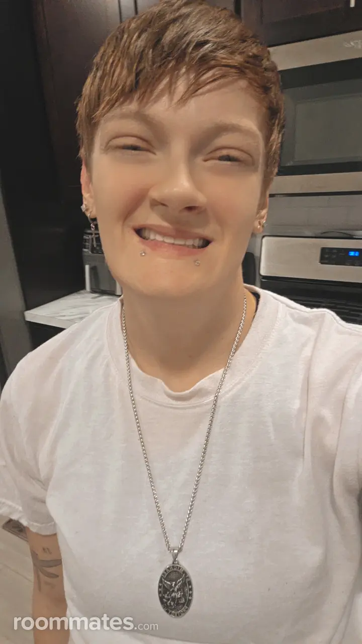 Profile photo 5 of 5