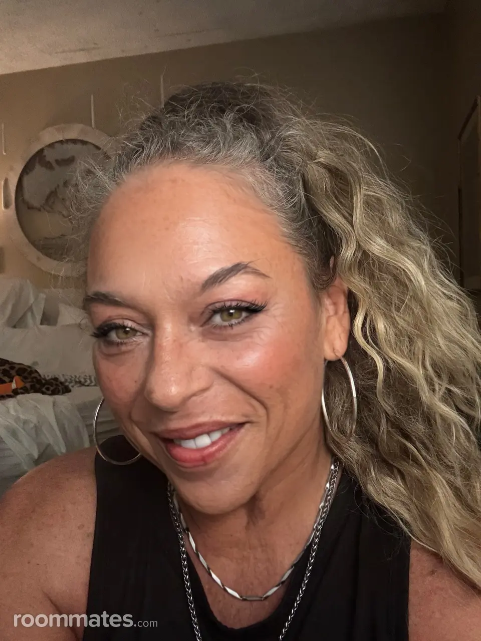 Profile photo 12 of 12