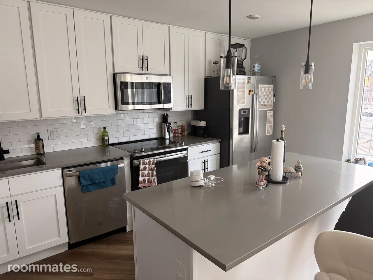 Profile photo 1 of 5