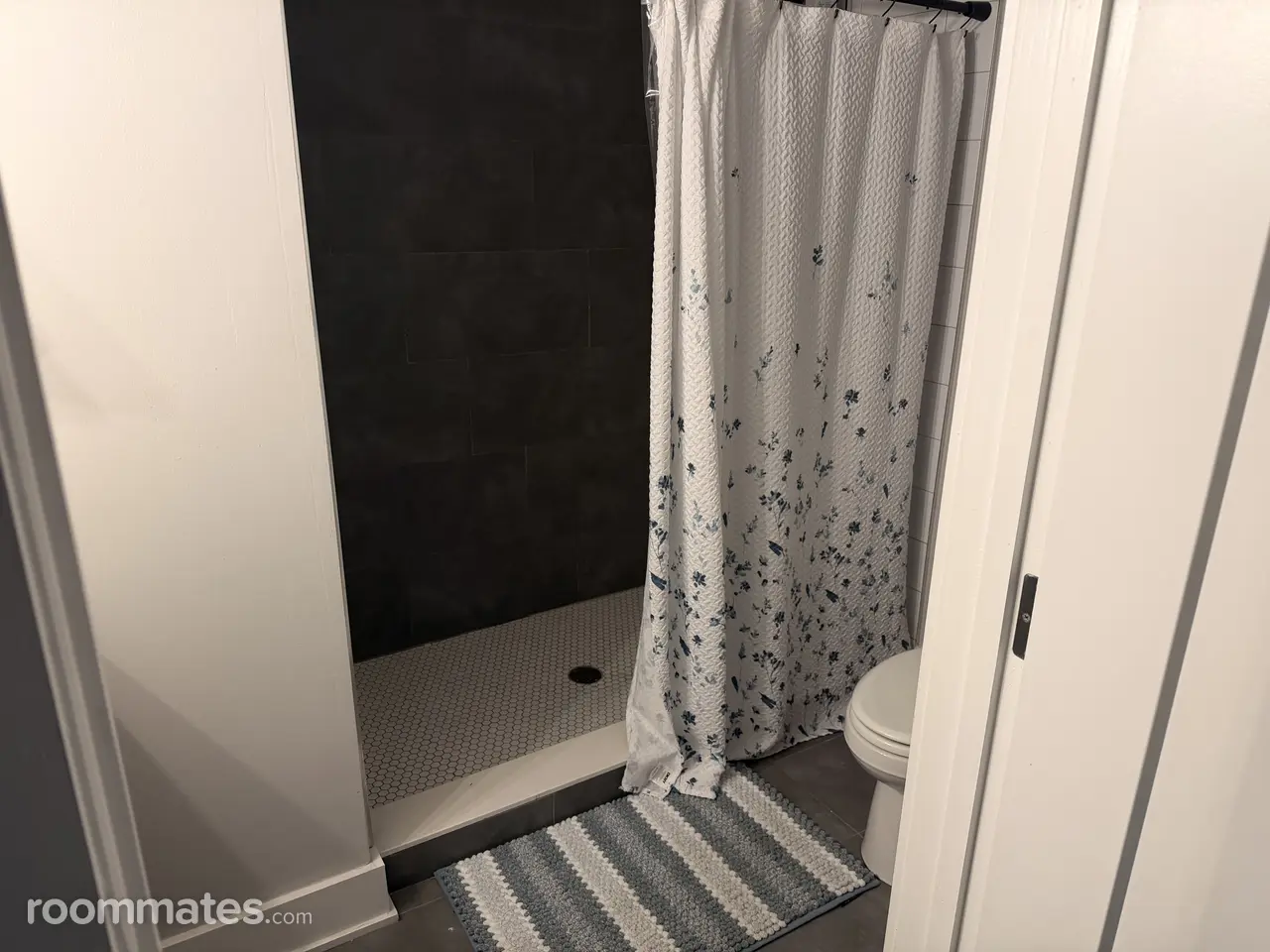 Profile photo 3 of 5