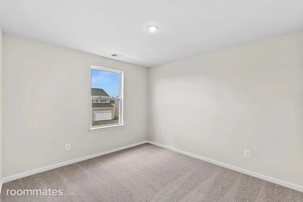 Profile photo 2 of 5