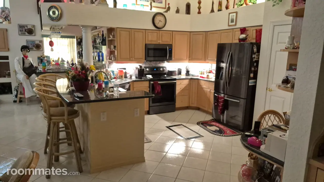 Profile photo 8 of 9