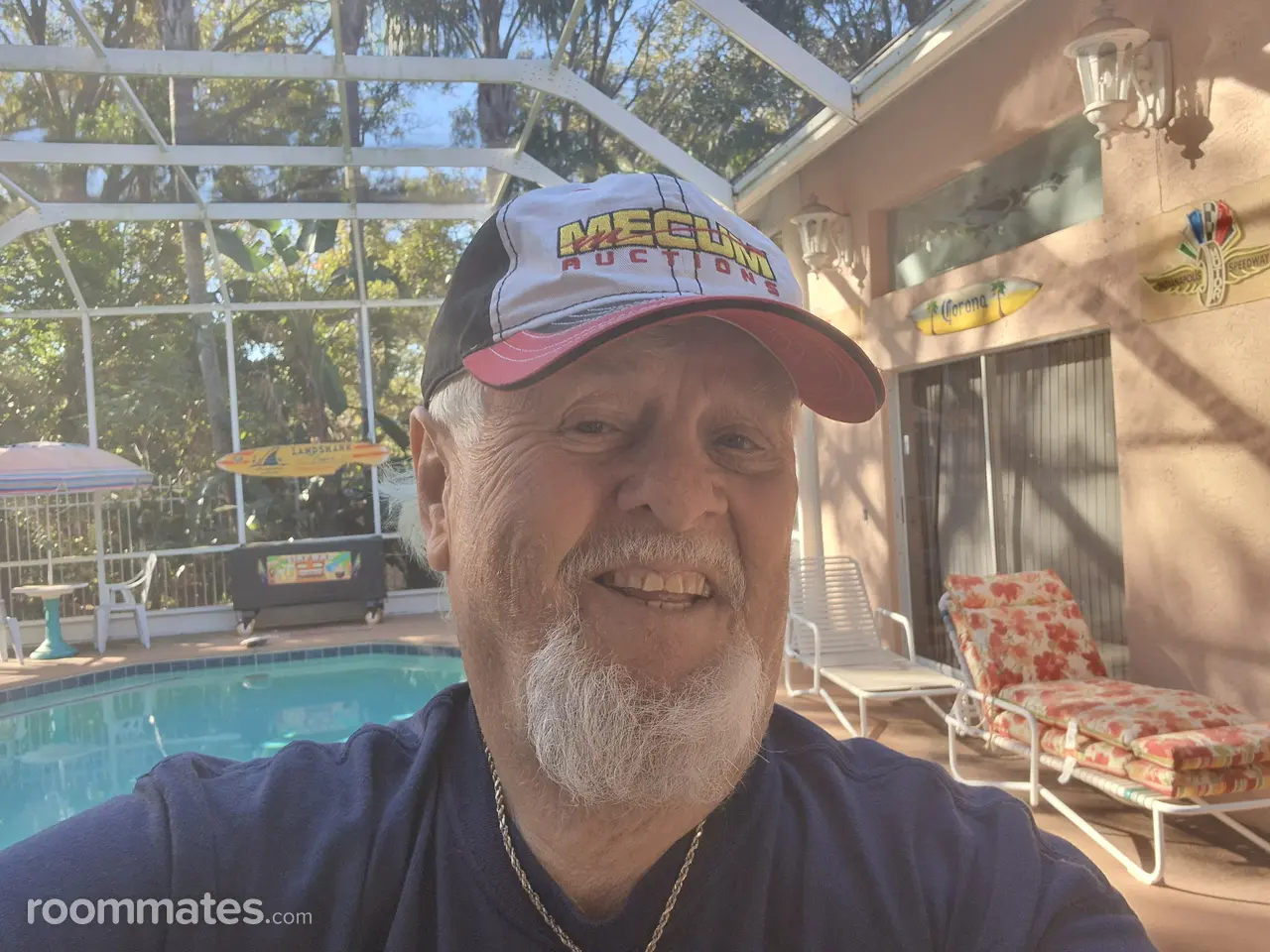 Profile photo 9 of 9