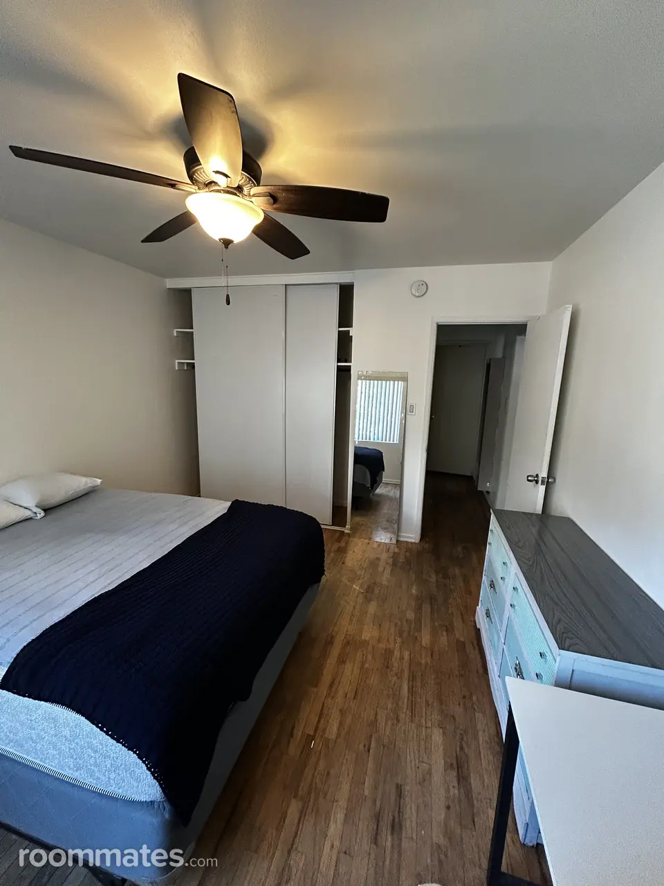 Profile photo 1 of 10