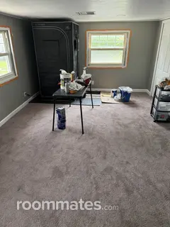 Room for rent in O'Fallon, IL $1025, house