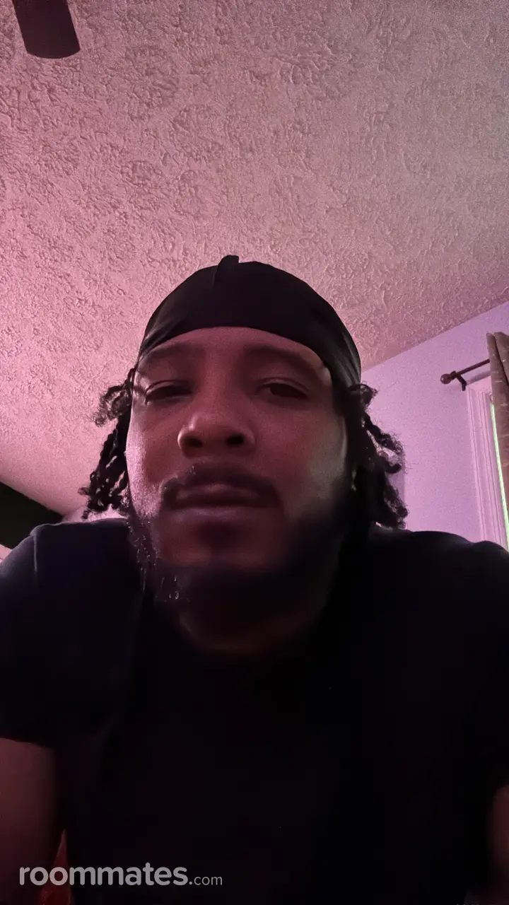 Profile photo 1 of 1