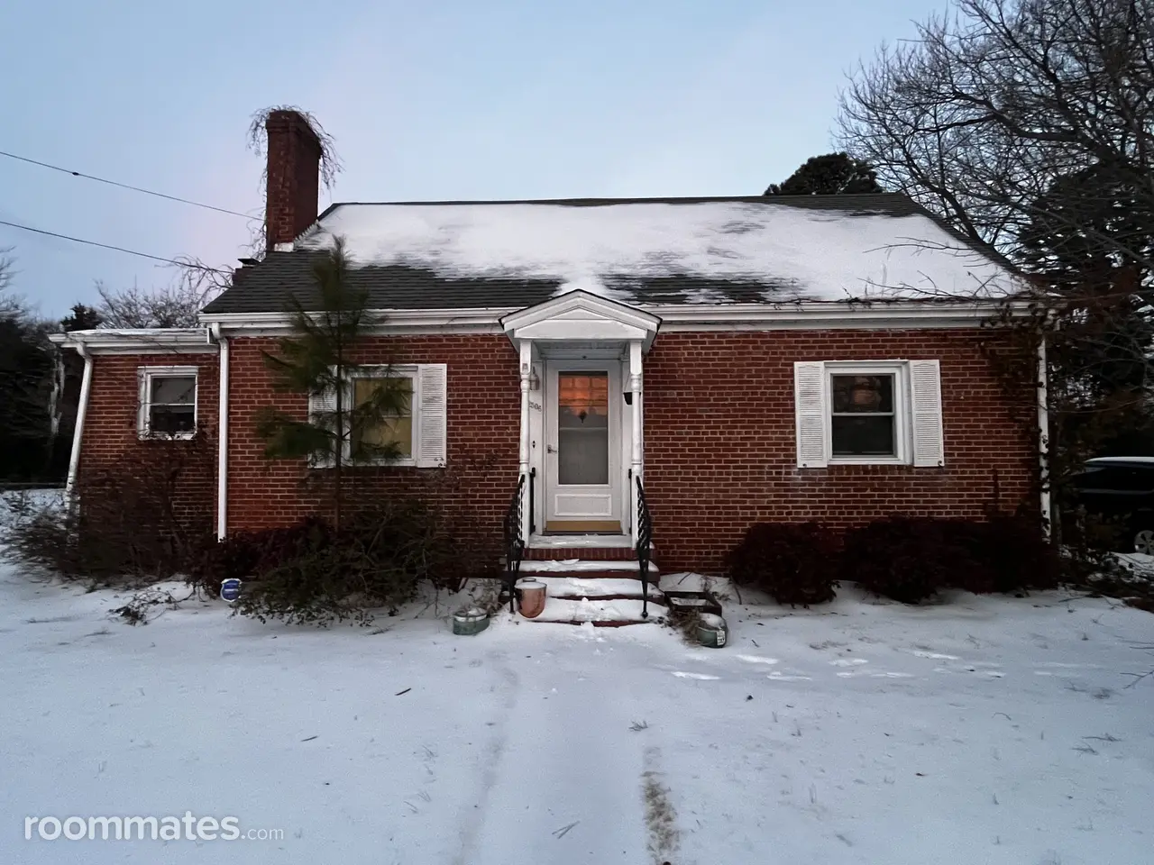 Profile photo 4 of 4