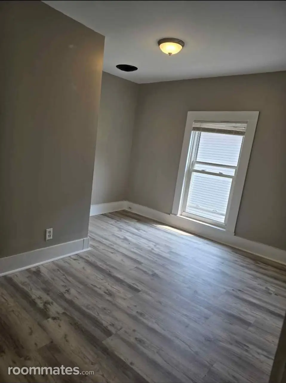 Profile photo 5 of 10