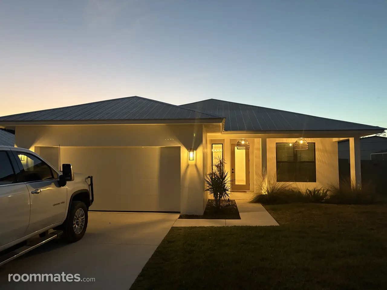 Profile photo 3 of 8