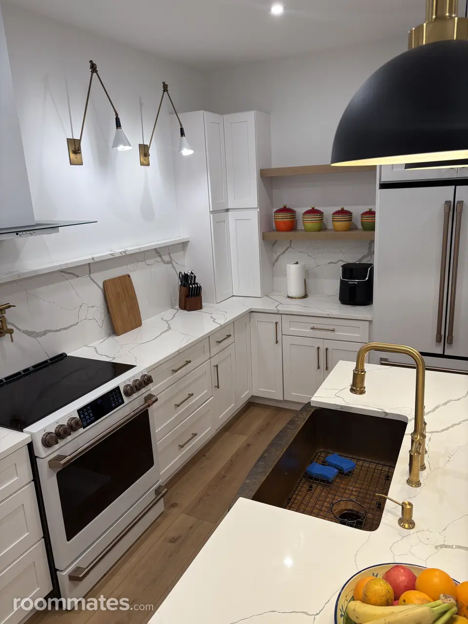 Profile photo 7 of 8