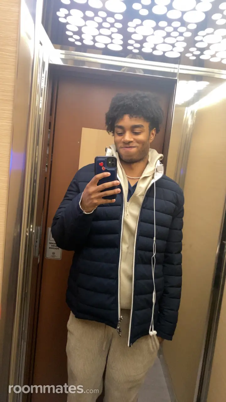 Profile photo 4 of 5