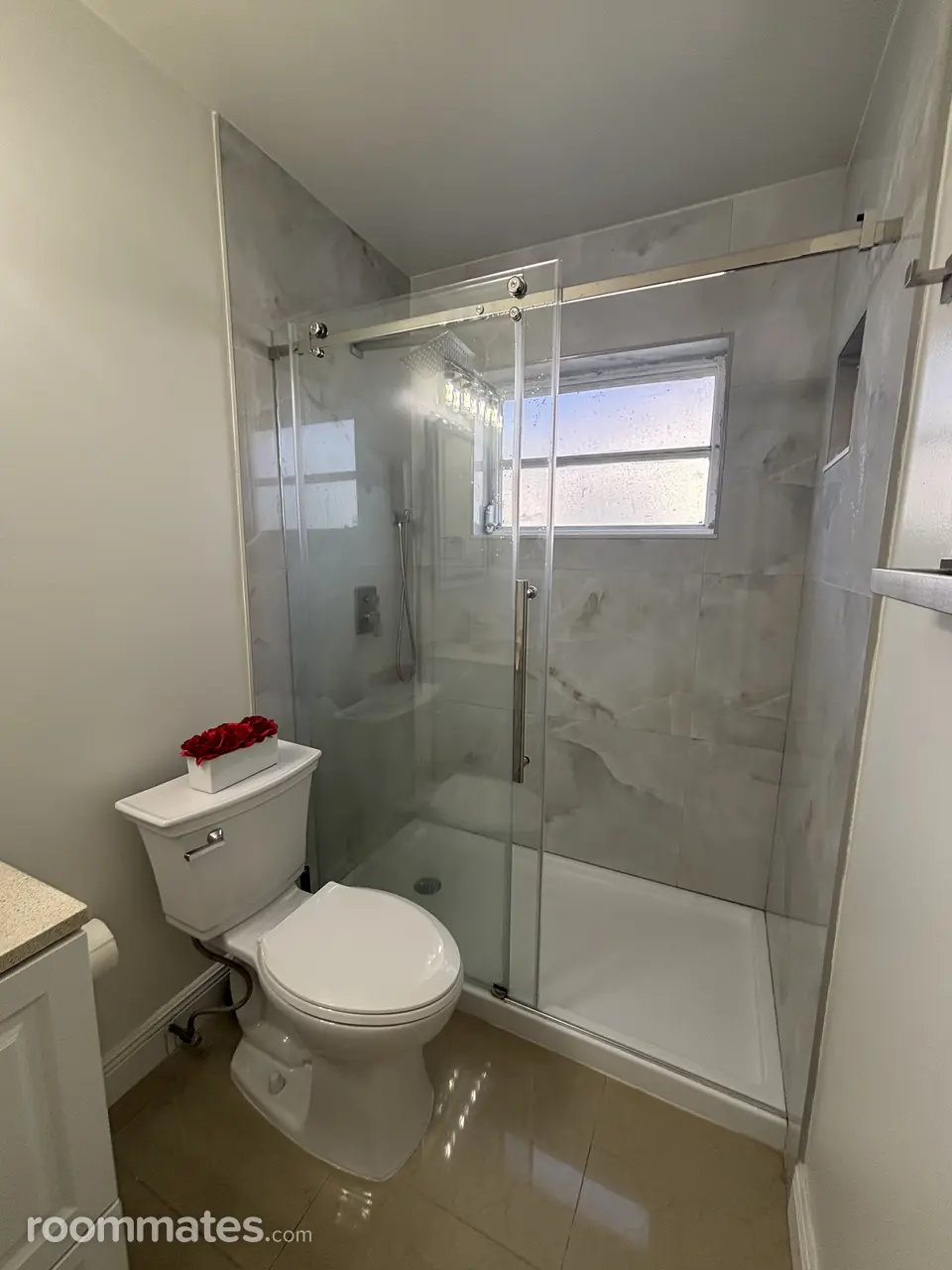 Profile photo 5 of 6