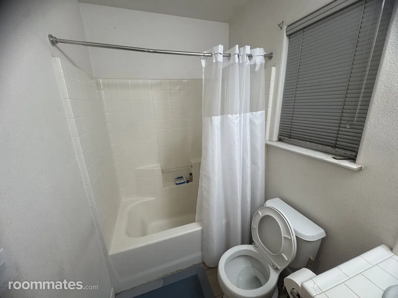 Profile photo 9 of 14