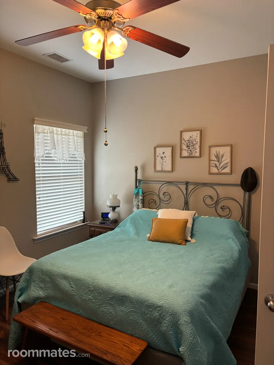 Profile photo 4 of 6