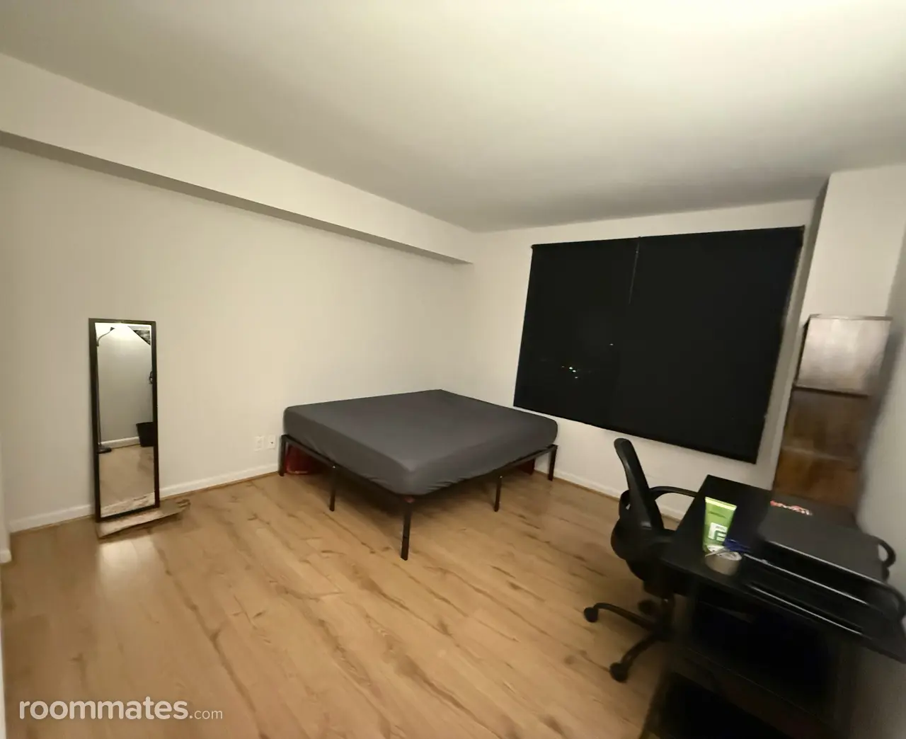 Profile photo 1 of 10