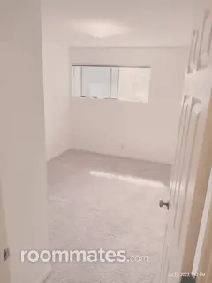 Room for rent in Bellevue, WA $875, house