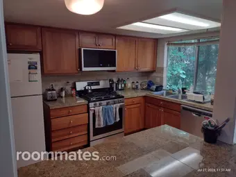 Room for rent in Bellevue, WA $875, house