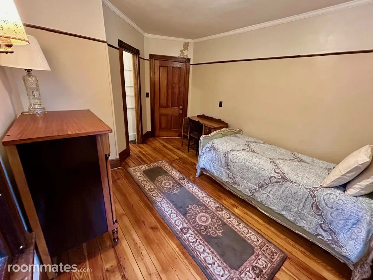 Profile photo 1 of 7