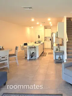 Room for rent in Cape Coral, FL $1000, townhouse