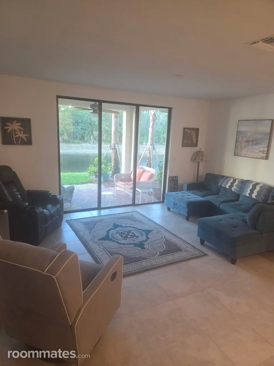 Profile photo 1 of 9