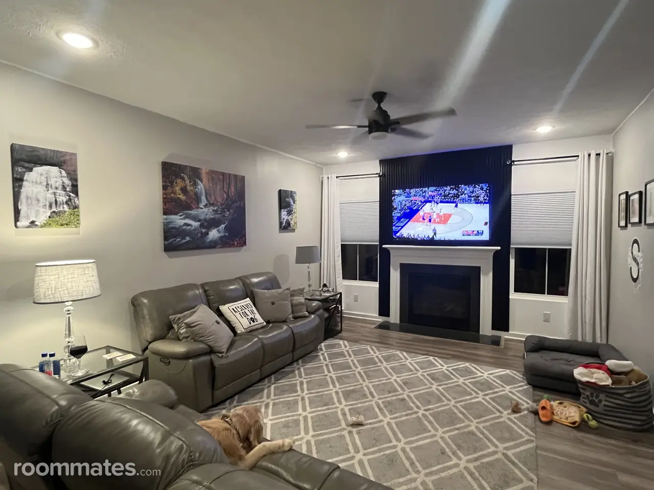 Profile photo 1 of 5