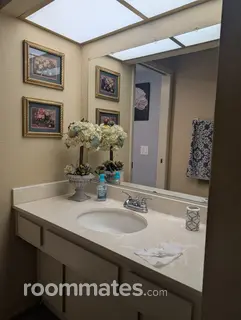 Room for rent in Camarillo, CA $1200, house