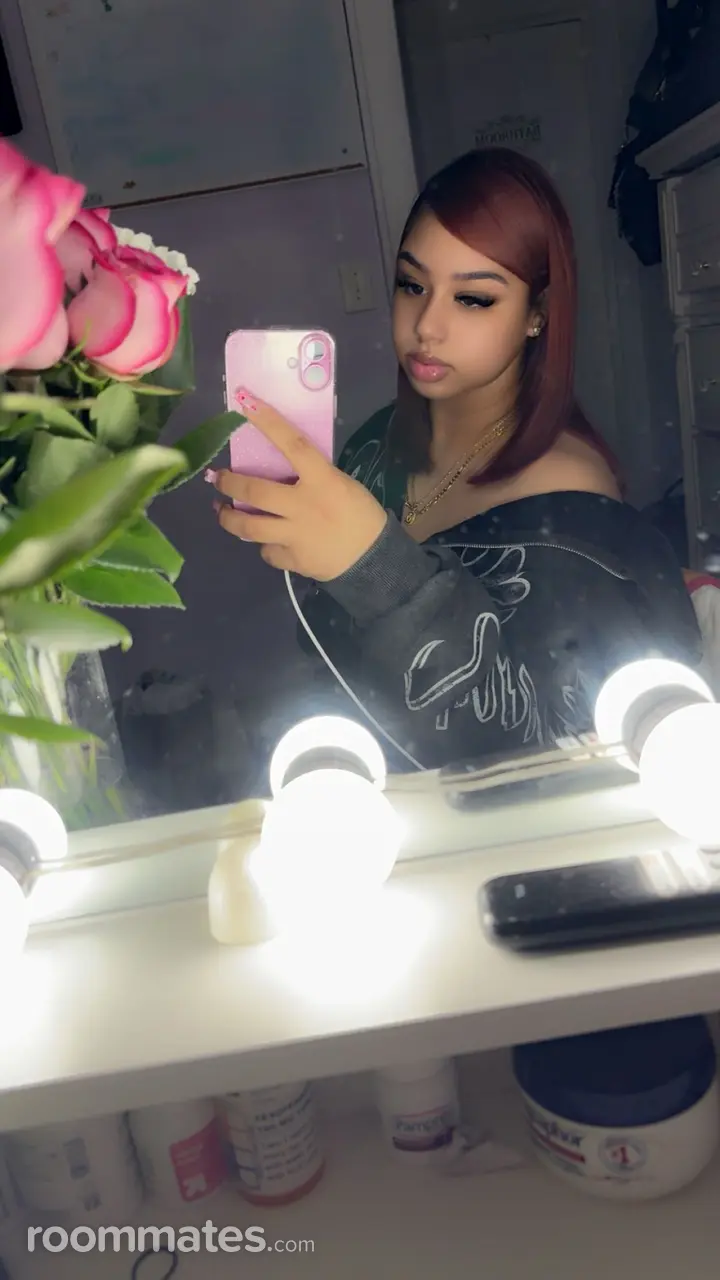 Profile photo 1 of 1