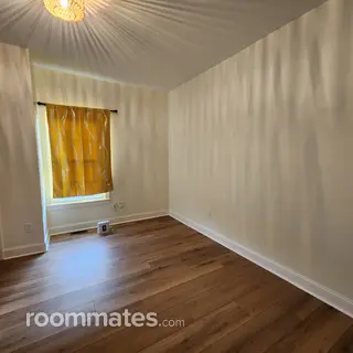 Room for rent in Burlington, NC $850, house