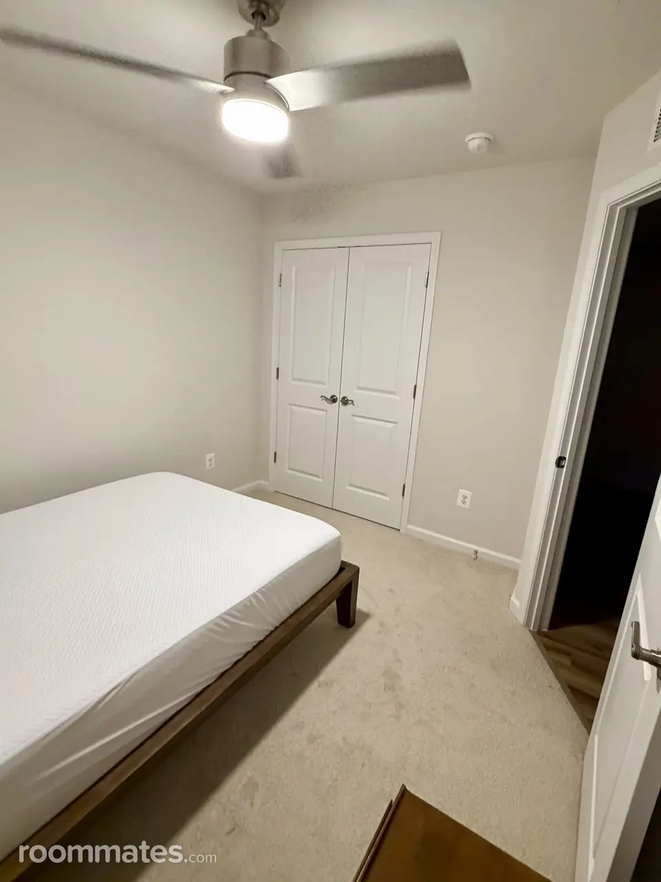 Profile photo 3 of 6