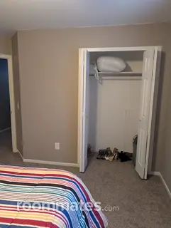 Room for rent in West Bloomfield Charter Township, MI $800, house