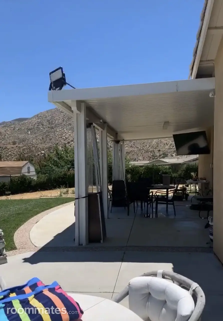 Profile photo 18 of 21