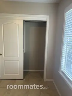 Room for rent in Bakersfield, CA $600, house