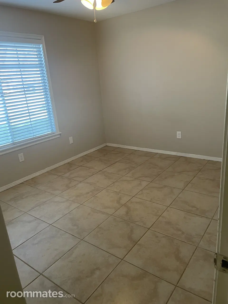 Profile photo 3 of 7